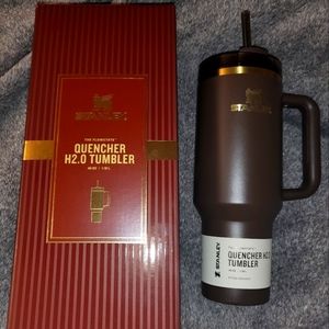 40oz chocolate Stanley tumbler